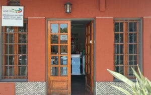 Frente del local de Digital Print taller gráfico en Guaymallén, Mendoza.